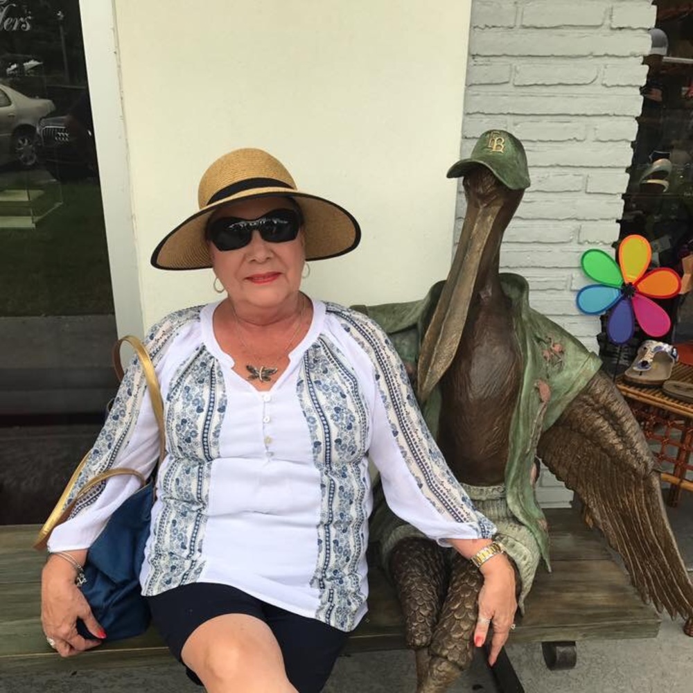 Meet your Posher, Lourdes